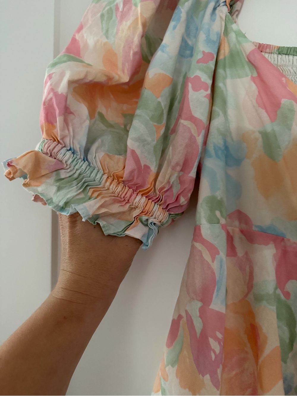 Selkie Grapefruit Floral Puff Dress - Picture 4 of 5